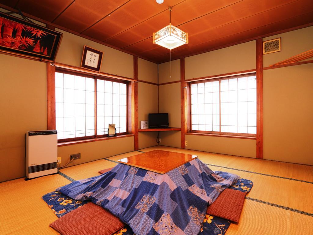Hotel Minshuku Kojima Nozawaonsen Zewnętrze zdjęcie
